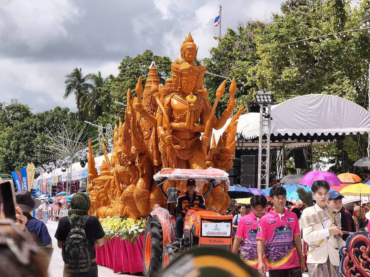 ขบวนเทียนพรรษาอุบล