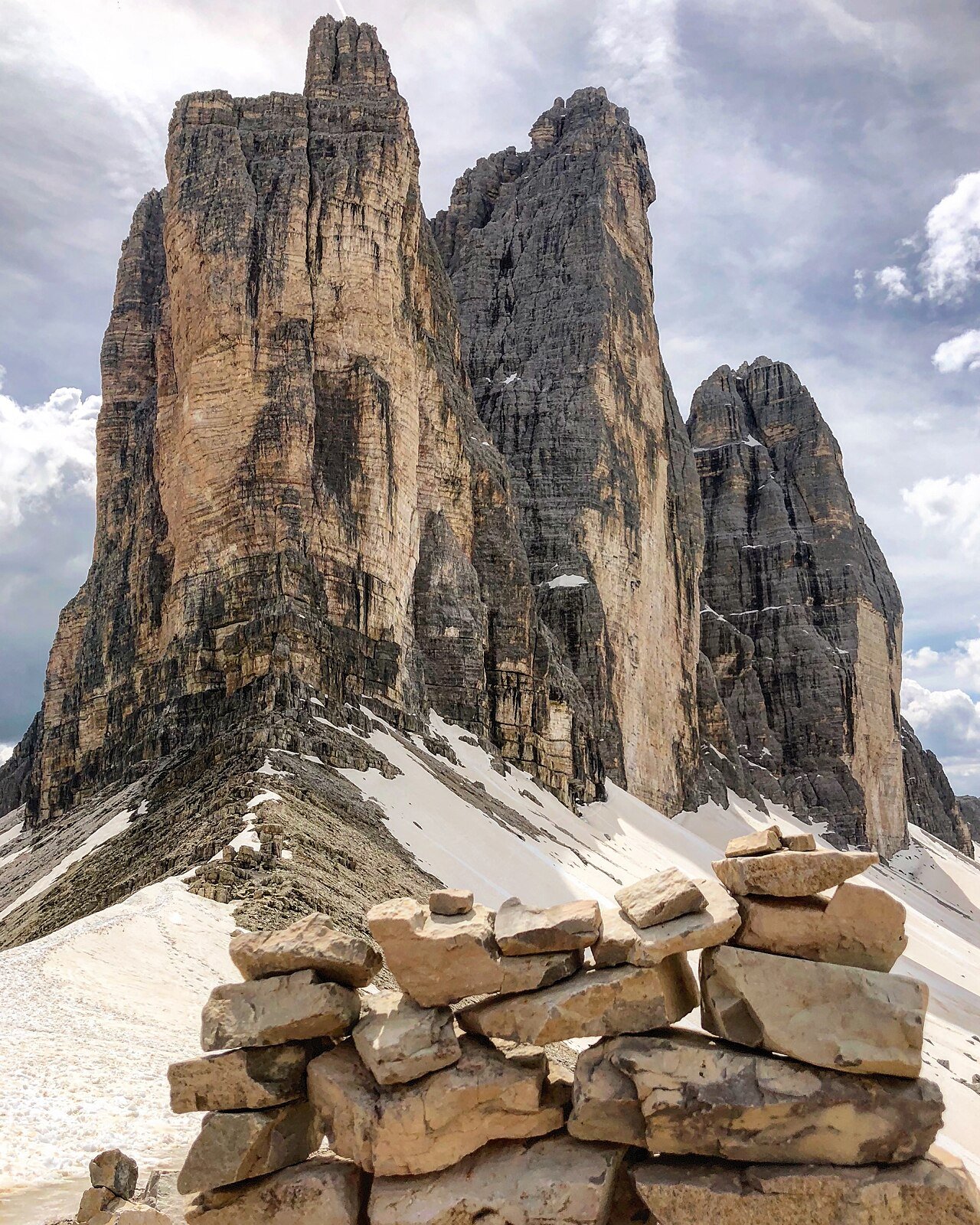 ยอด Tre Cime di Lavaredo ในเทือกโดโลไมต์ส์