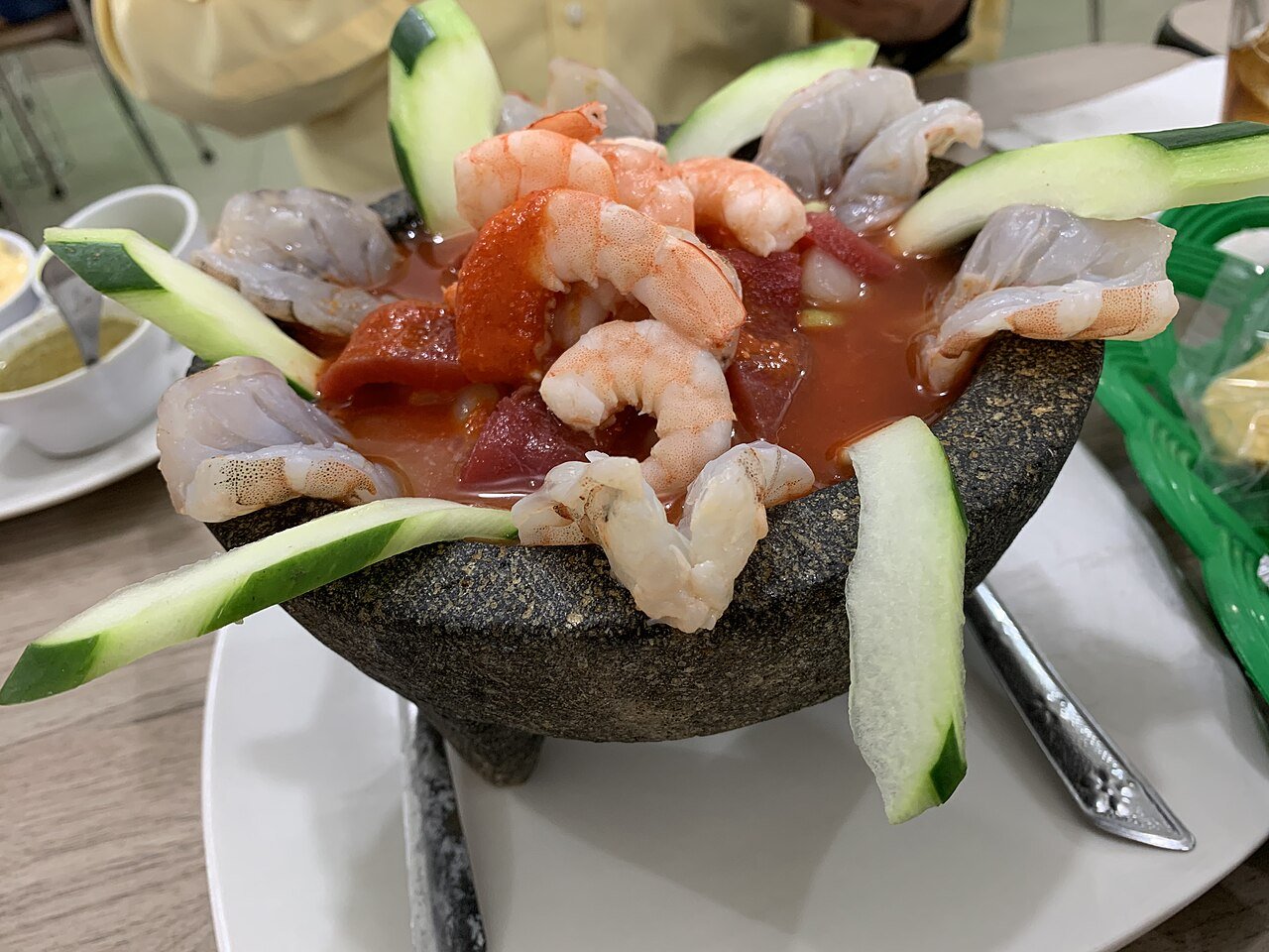กุ้งสุกบนจาน