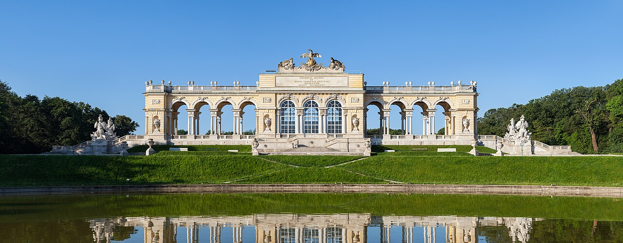 สิ่งมหัศจรรย์ออสเตรีย (Austria) — พระราชวังเชินบรุนน์ 1,441 ห้องของราชวงศ์ฮับส์บวร์ก และสวนสัตว์เก่าที่สุดในโลก