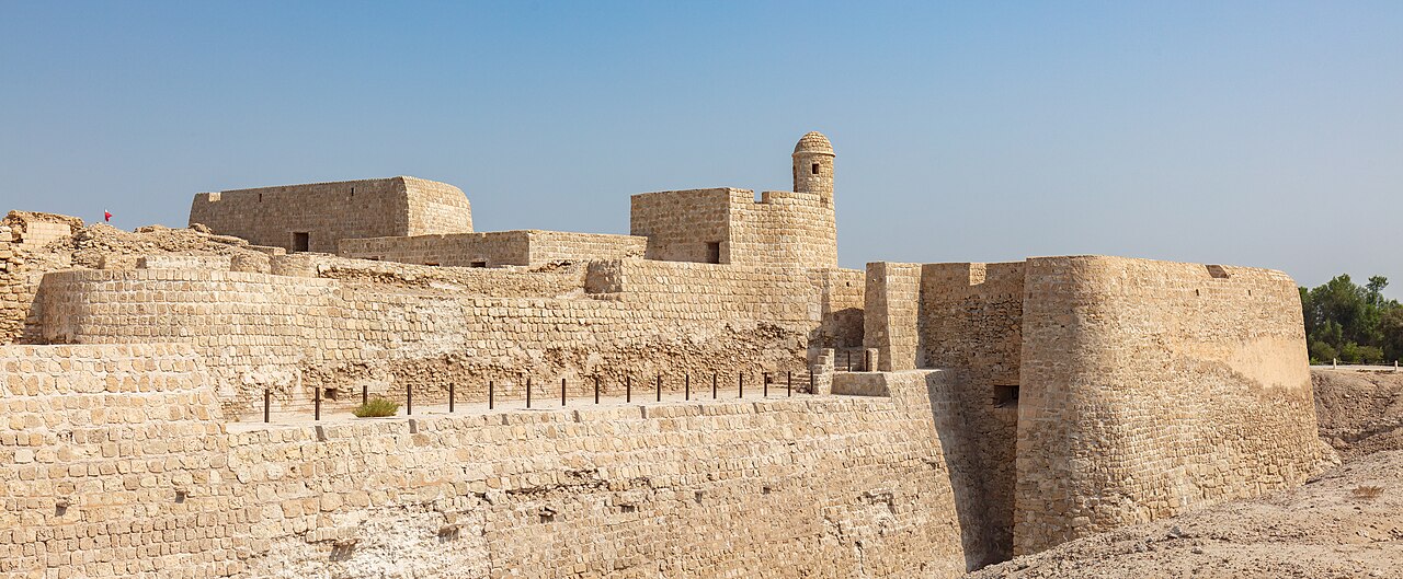 สิ่งมหัศจรรย์บาห์เรน (Bahrain) — กอลอัตอัลบาห์เรน เนินเมือง 4,000 ปีของอารยธรรมดิลมุน