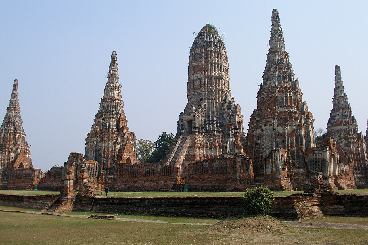 ปรางค์ประธานและปรางค์บริวาร วัดไชยวัฒนาราม พระนครศรีอยุธยา