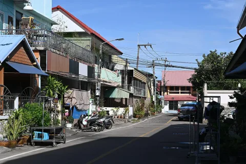 รีไฟแนนซ์บ้าน คืออะไร คุ้มเมื่อไหร่ — ลดดอกได้เท่าไหร่ และค่าใช้จ่ายที่ต้องรู้