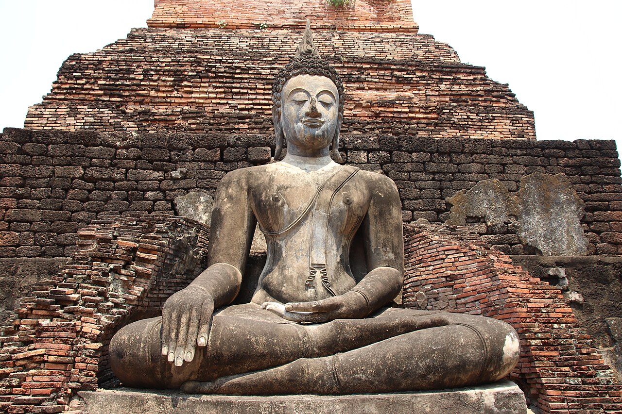 สุโขทัย รุ่งอรุณแห่งความสุข — ความจริงเบื้องหลัง "ยุคทอง" ราชธานีแรกของไทย